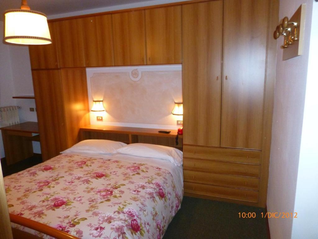 Hotel San Giovanni Vigo di Fassa Zewnętrze zdjęcie