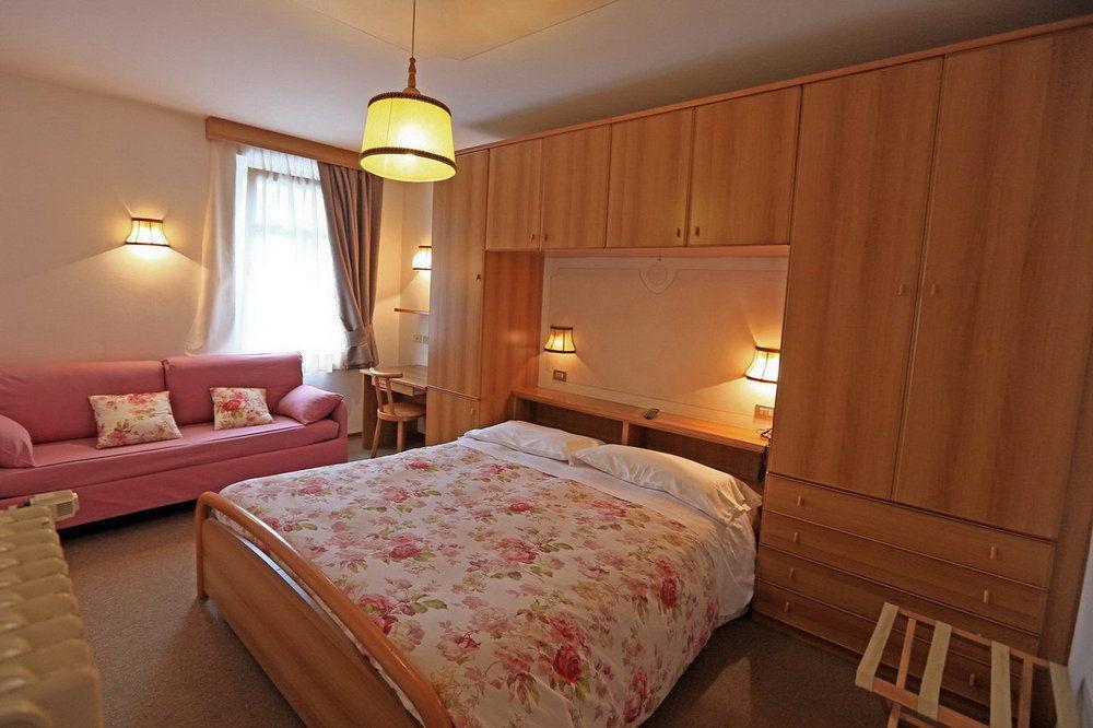 Hotel San Giovanni Vigo di Fassa Zewnętrze zdjęcie