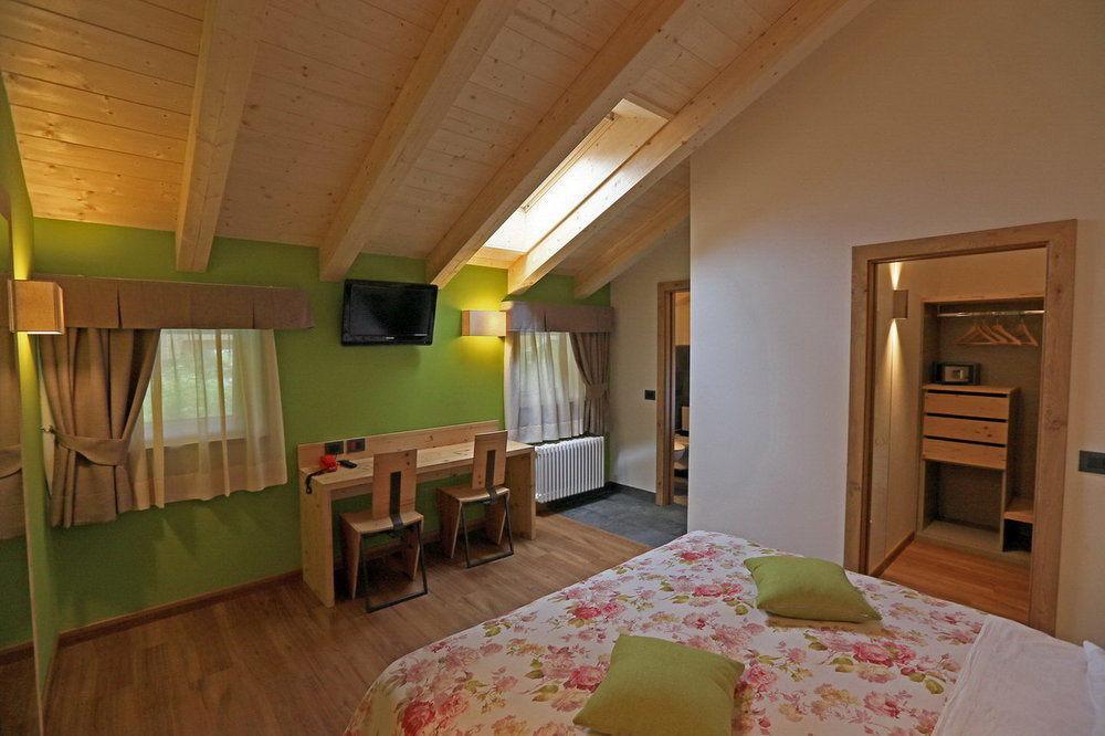 Hotel San Giovanni Vigo di Fassa Zewnętrze zdjęcie